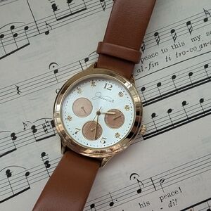 Brown Leather Strap Quartz Watch